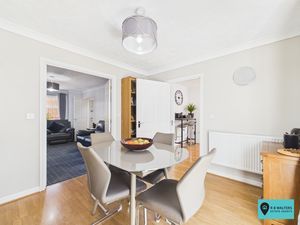 Dining Room- click for photo gallery